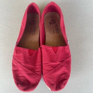 Gently loved Skechers Bobs Red size 8